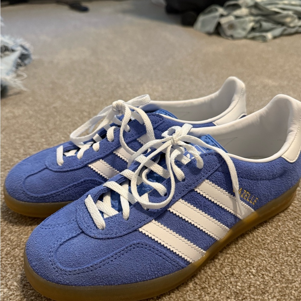 Adidas Gazelle worn once/ no box/ size 7!